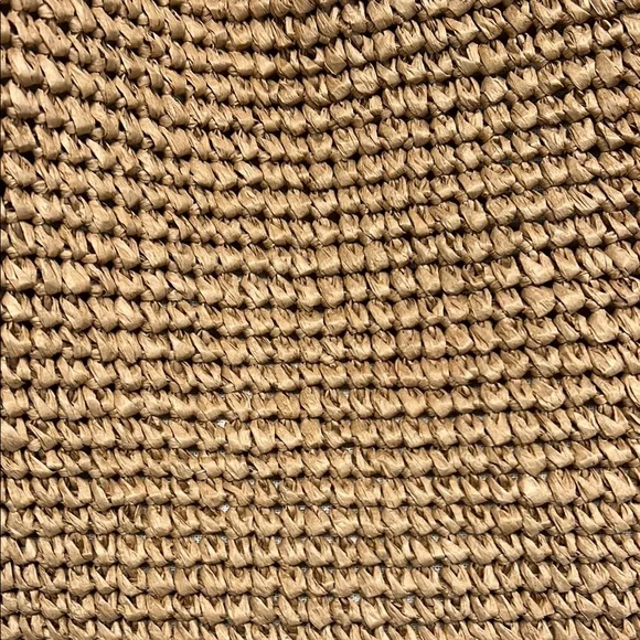 🌾 Tommy Bahama Tan Hobo Bag with Tassel - Picture 2 of 13